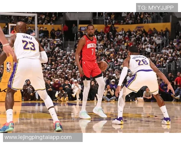 2018年NBA季后赛爵士与火箭的激烈对决回顾与分析